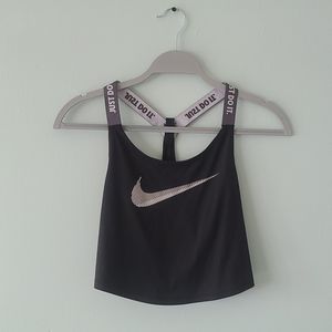 Nike elastika crop tank